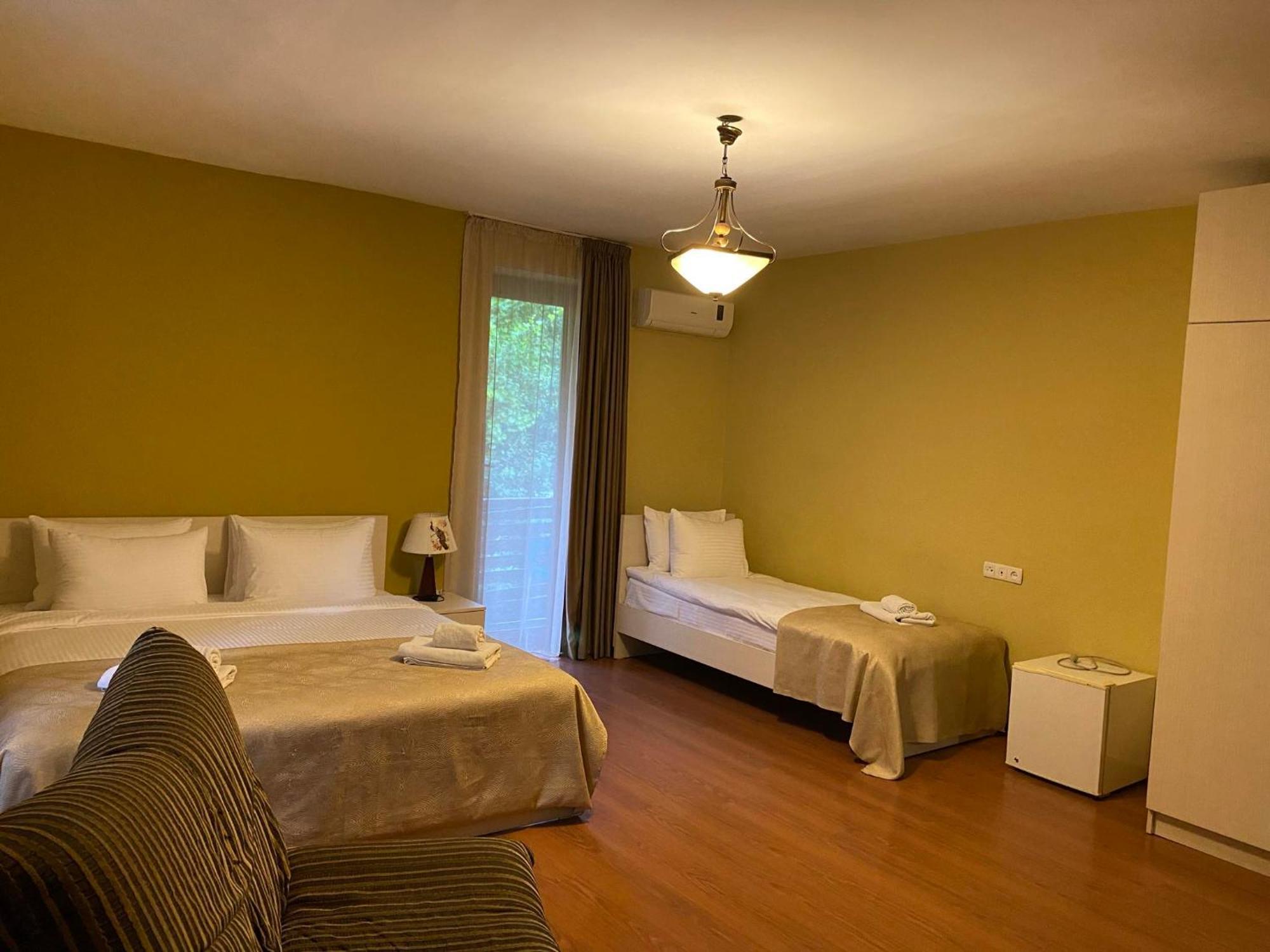 Motion Hotel Bordżomi Zewnętrze zdjęcie